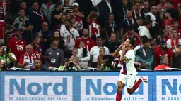 رأسية ماركينيوس تخطف تعادلا مثيرا لـ باريس سان جيرمان أمام ليل في الدوري الفرنسي
