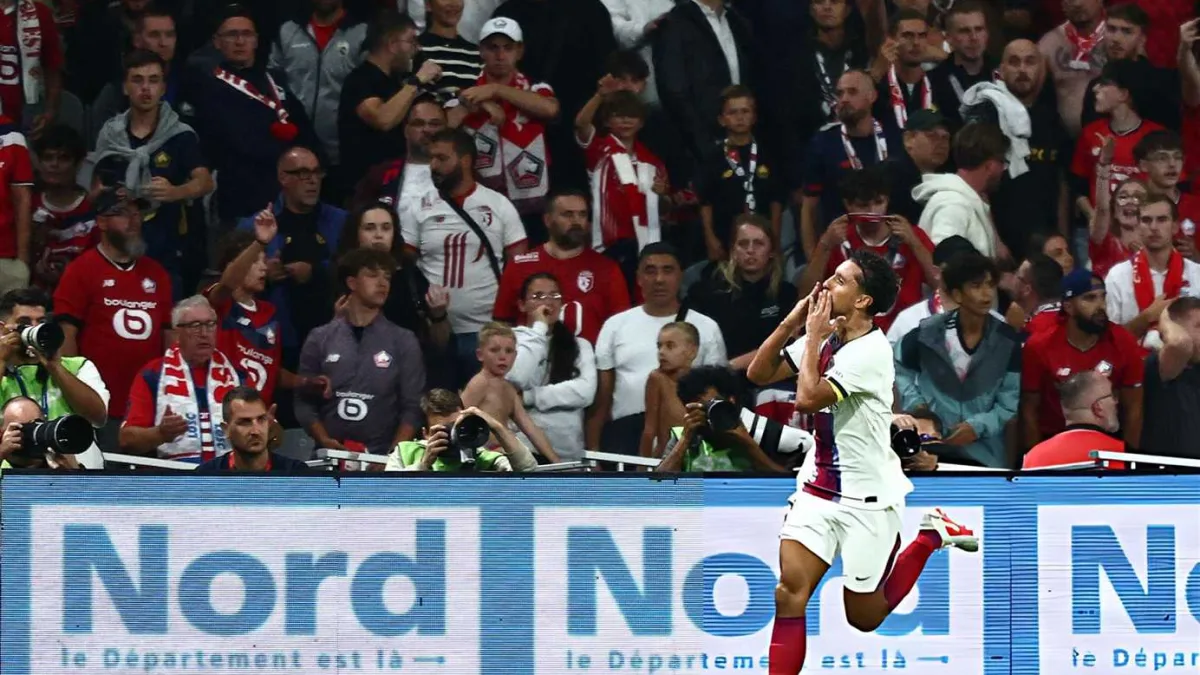 رأسية ماركينيوس تخطف تعادلا مثيرا لـ باريس سان جيرمان أمام ليل في الدوري الفرنسي